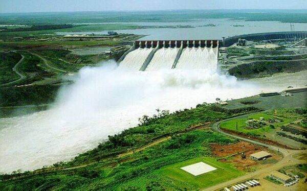 passeio na itaipu