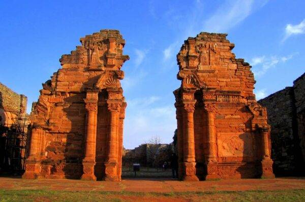 Ruinas de San Ignácio + Minas de Wanda